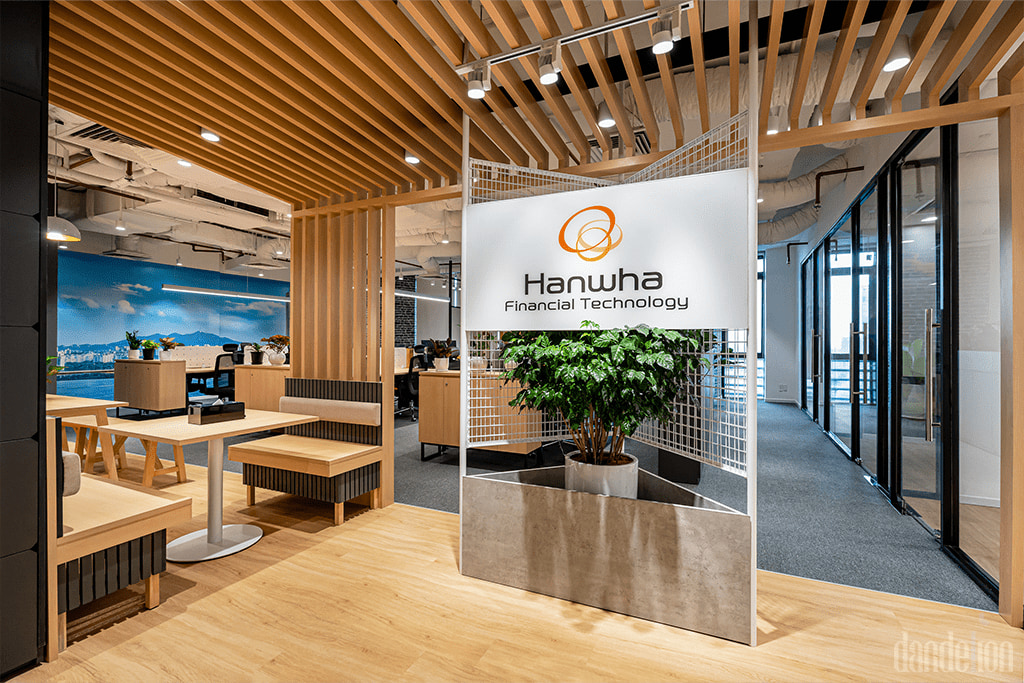Văn phòng Hanwha - Logo thương hiệu