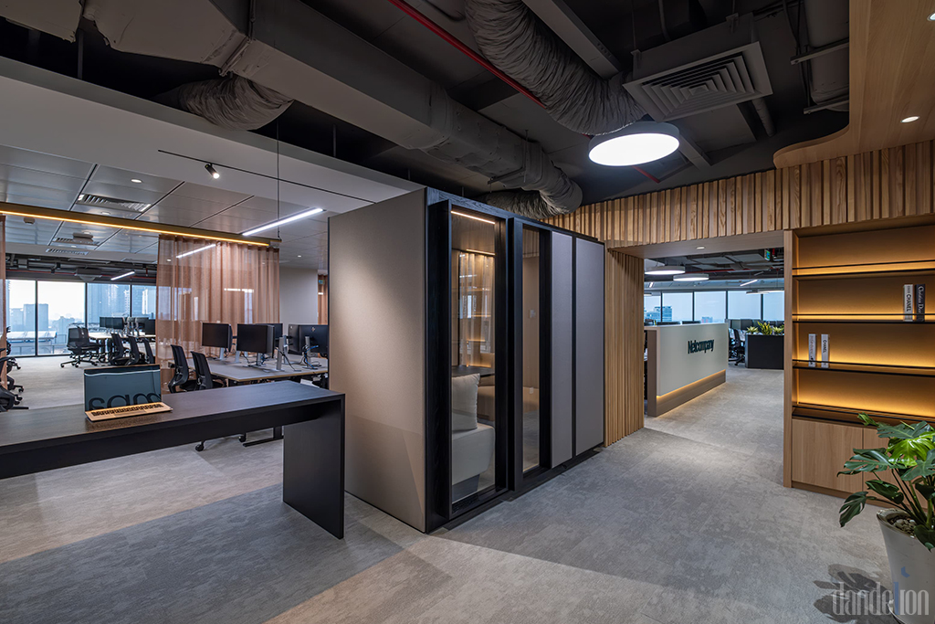 van-phong-netcompany-phone-booth